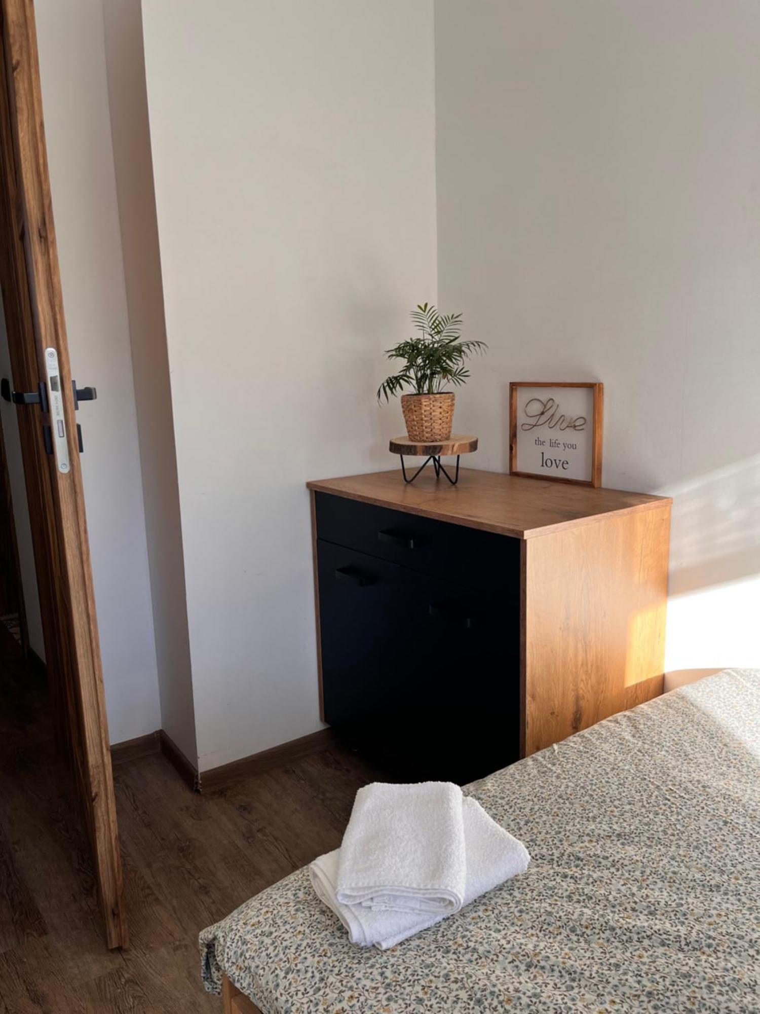 Apartament Numer 1, Dwie Sypialnie Dwa Lozka Orzysz Exterior photo
